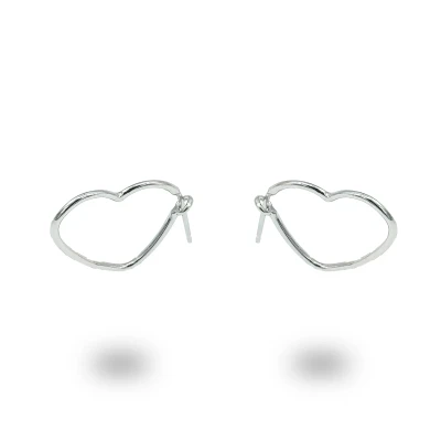 Orecchini Cuore in argento 925 rodiato, romantici e luminosi
