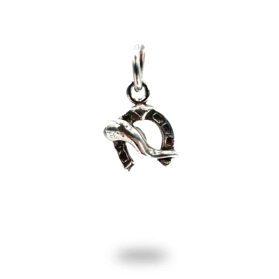 Ferro di Cavallo in Argento 800 con Corno Smaltato | Pendente Artigianale