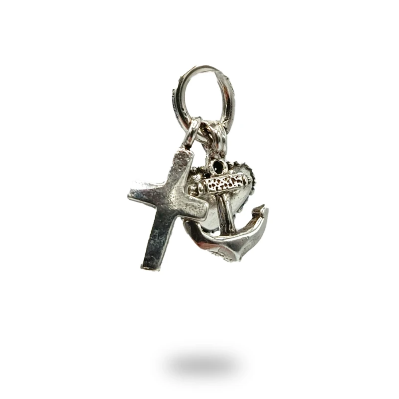 Pendente Fede Speranza Carità Argento 800 Brunito – Simbolico e Artigianale
