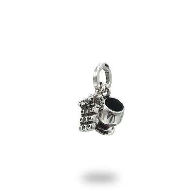 Ciondolo Cioccolato e Rum in Argento 925, gioiello artigianale Made in Italy dedicato agli amanti dei piccoli piaceri.
