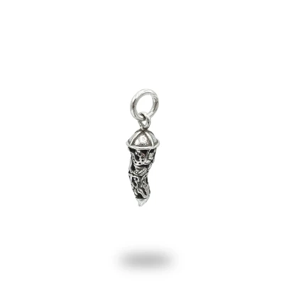 Corno Scaramantico in Argento 925, gioiello artigianale Made in Italy simbolo della tradizione portafortuna italiana.
