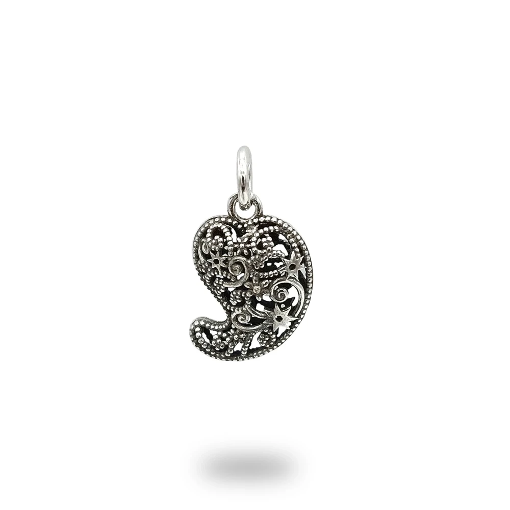 Ciondolo Cuore Abruzzese in Argento 925, simbolo artigianale ispirato alla tradizione dell’Abruzzo.